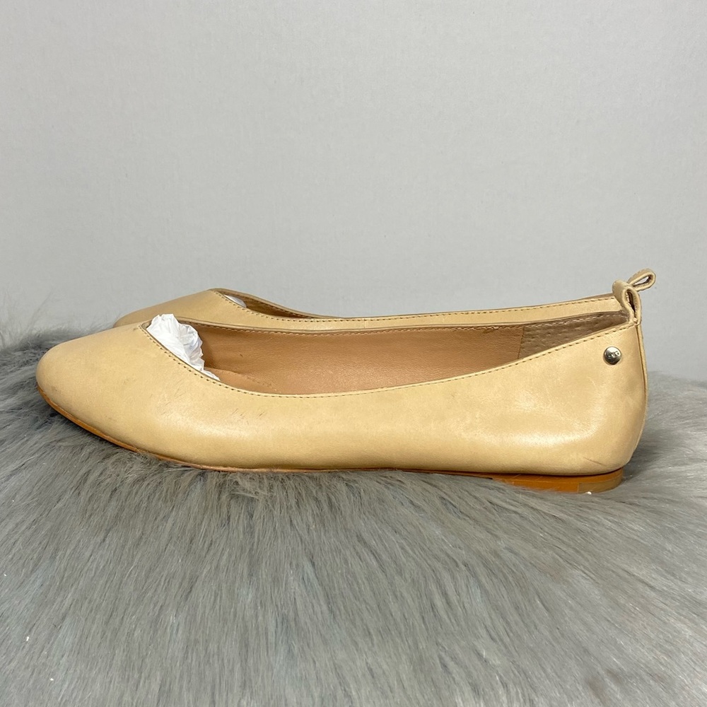 UGG Australia Lynley Beige Women Flats